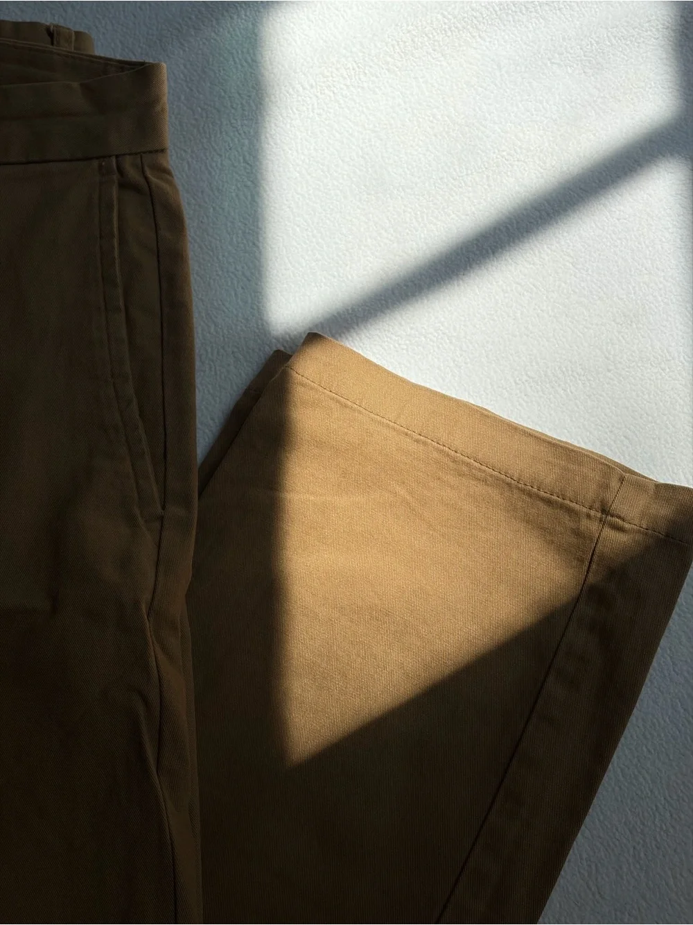 Old Navy Slim Built-In Flex Chino Pants Bundle 36x32 Khaki Navy Tan Men Lot of 3